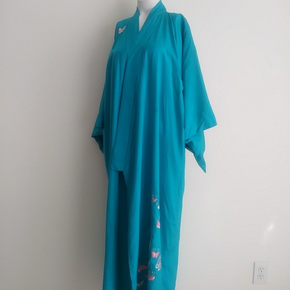 SOLD🎀 VTG 50s embroidered butterfly kimono robe - Picture 8 of 8